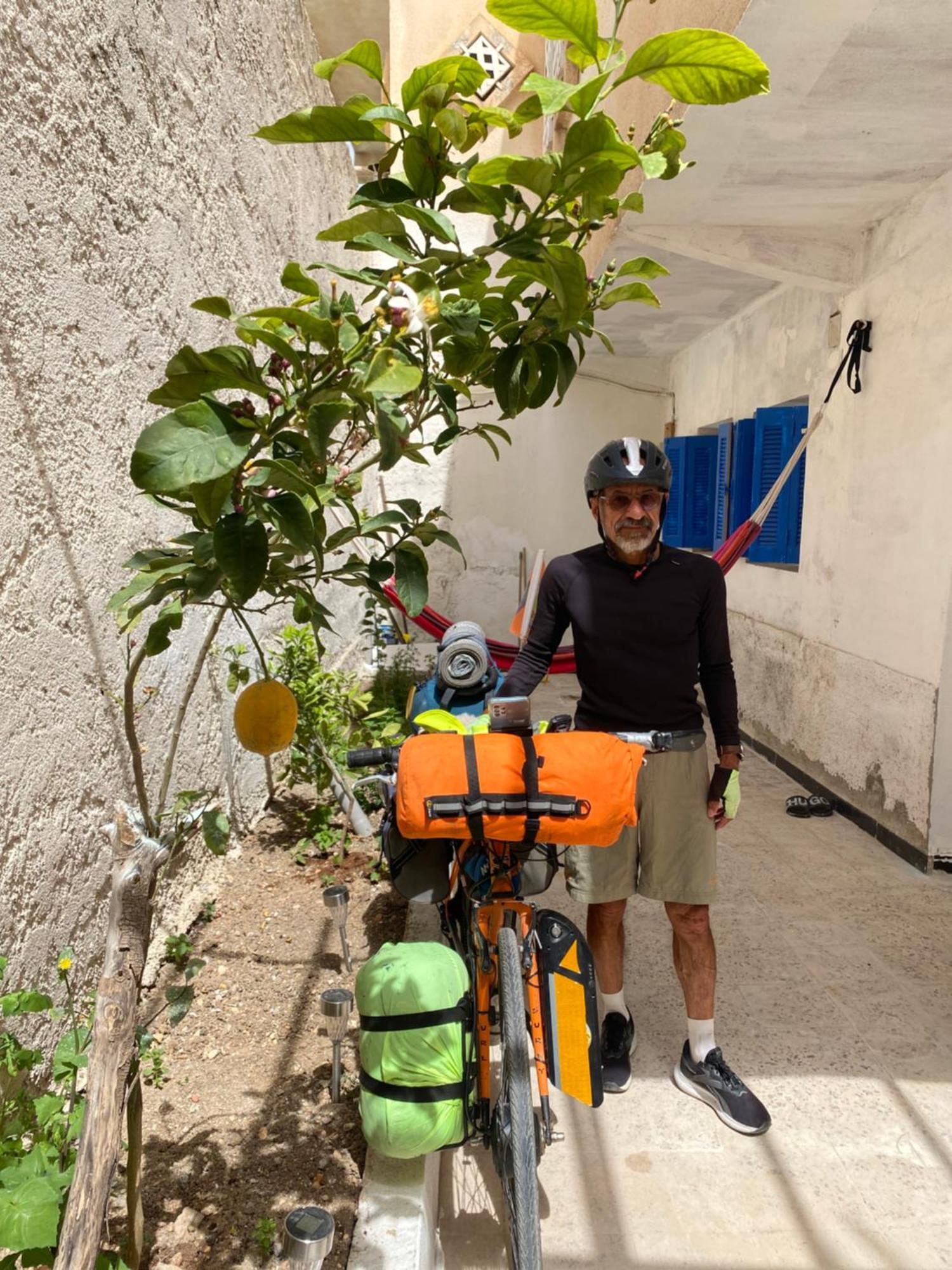 Hostel Le Rhumel Constantine Bagian luar foto